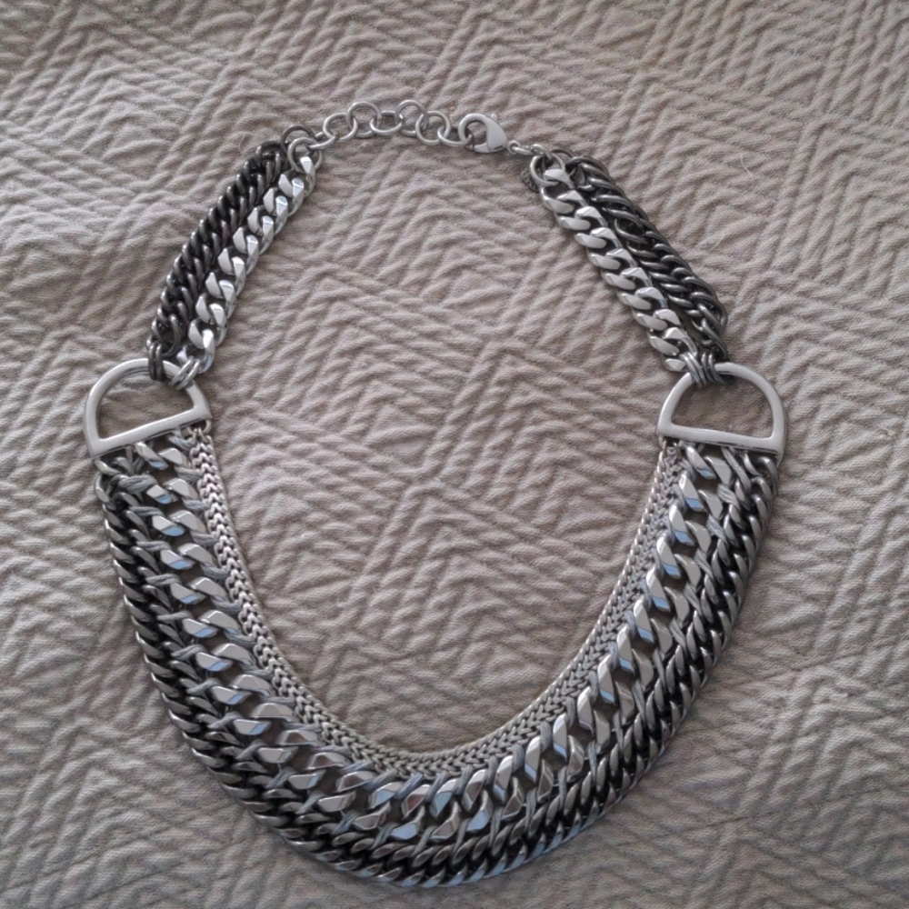 Stella and Dot Silver Chrome Chain Necklace EUC
